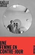 une femme en contre jour
